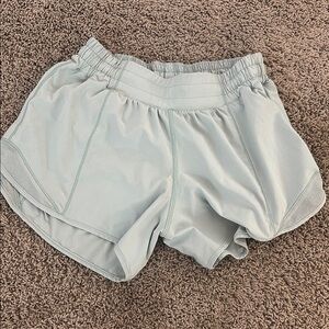 Teal/Aqua/Light Blue LuluLemon Hotty Hot 4 inch shorts